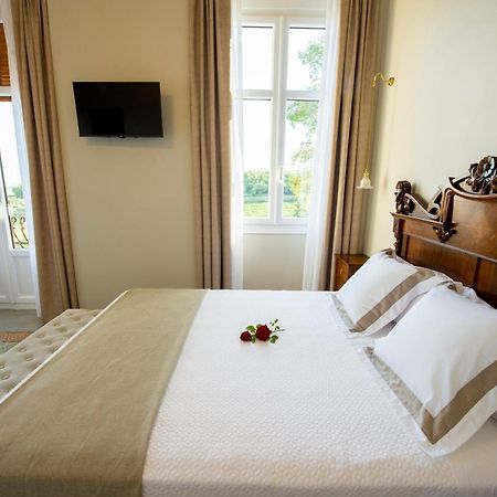 Bolet Casa Modernista Bed & Breakfast Castellvi de la Marca Bagian luar foto