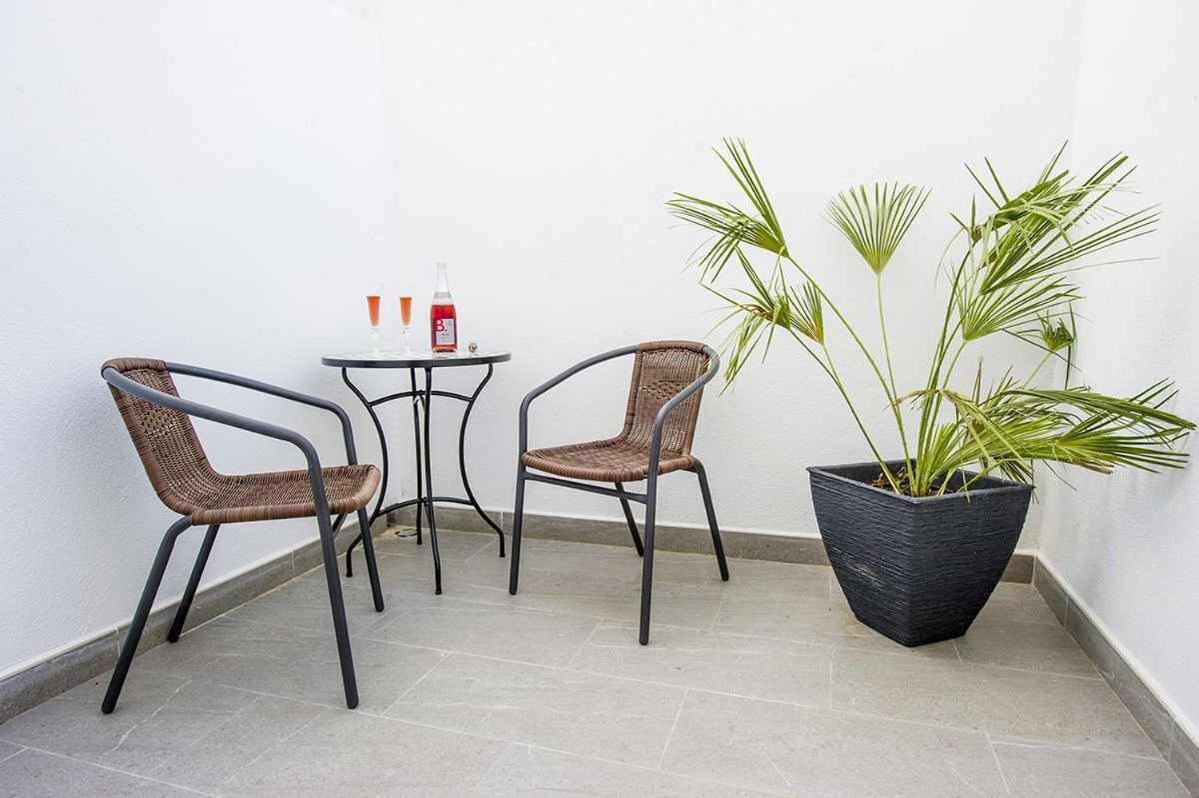 Bolet Casa Modernista Bed & Breakfast Castellvi de la Marca Bagian luar foto