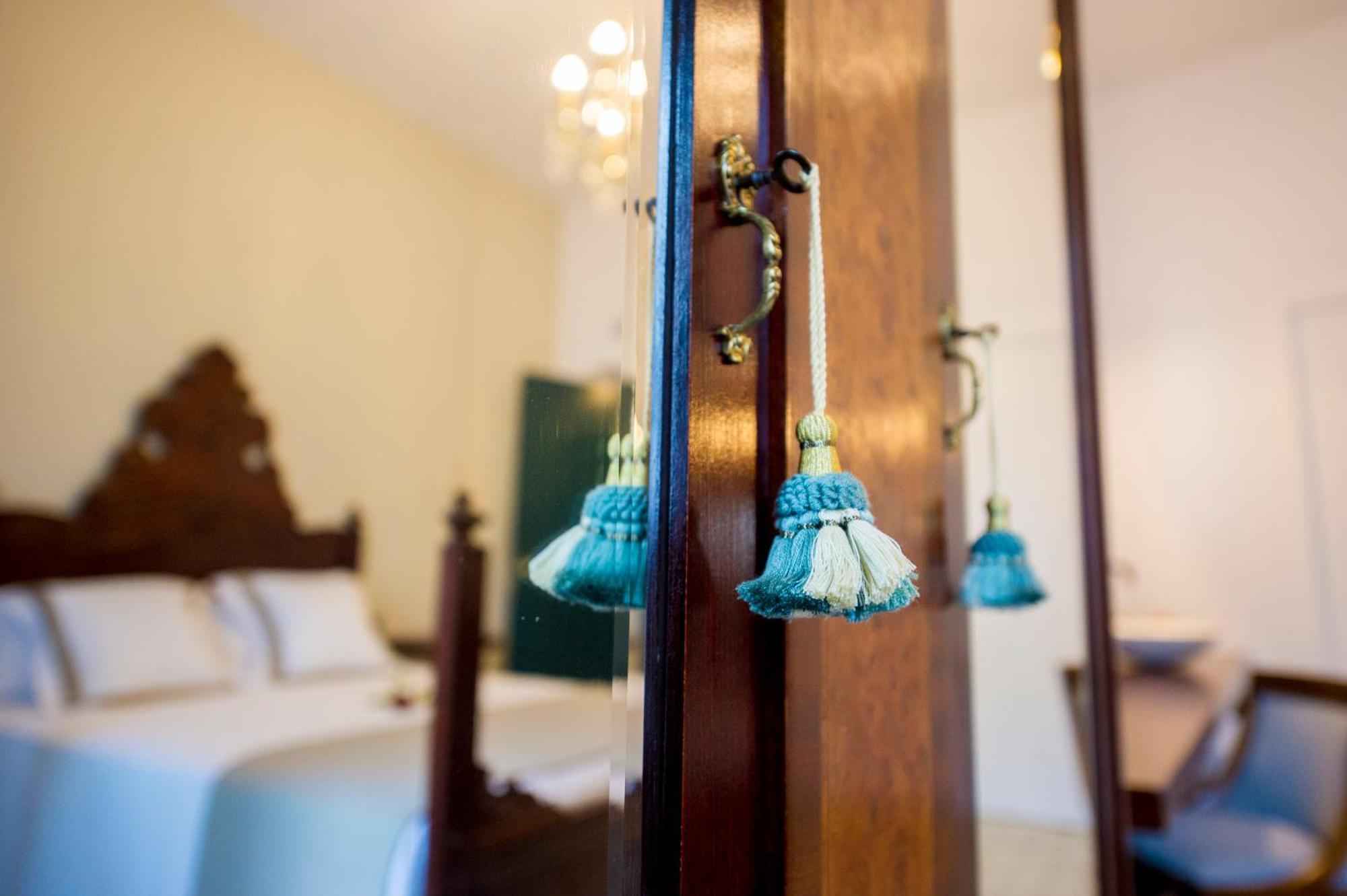 Bolet Casa Modernista Bed & Breakfast Castellvi de la Marca Bagian luar foto