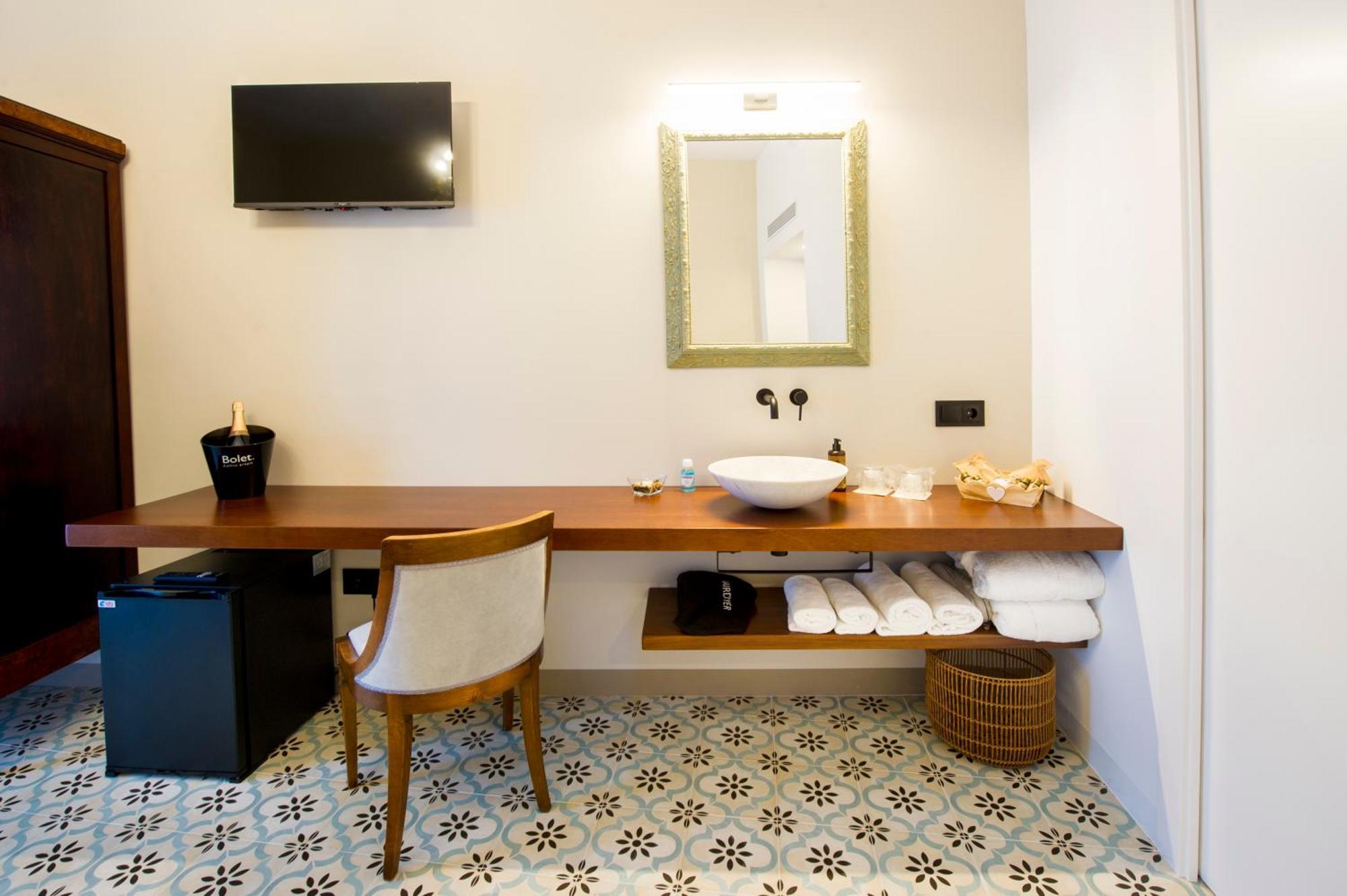 Bolet Casa Modernista Bed & Breakfast Castellvi de la Marca Bagian luar foto