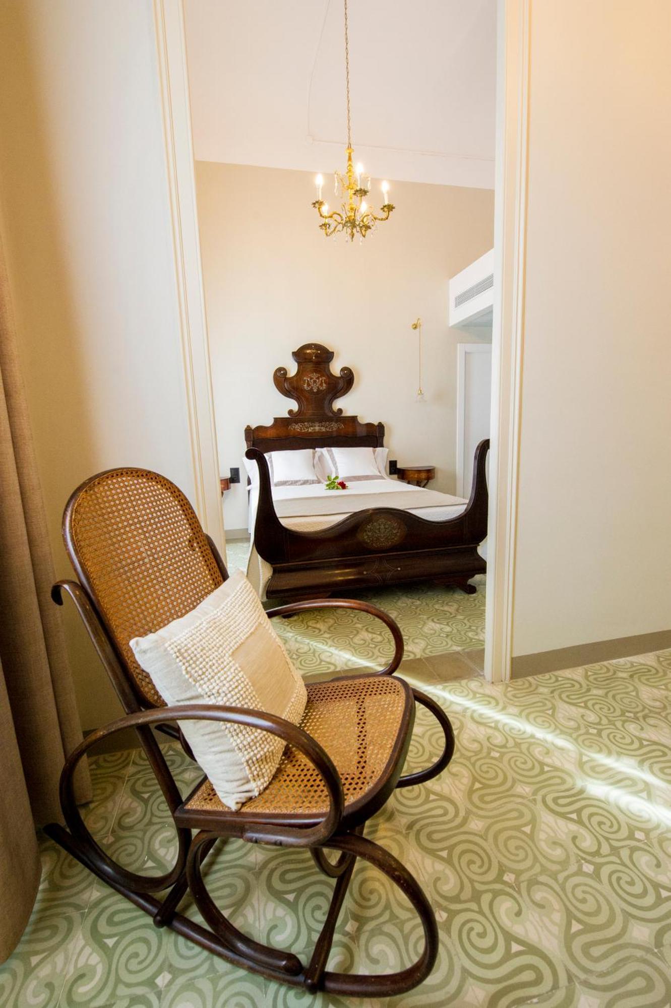 Bolet Casa Modernista Bed & Breakfast Castellvi de la Marca Bagian luar foto
