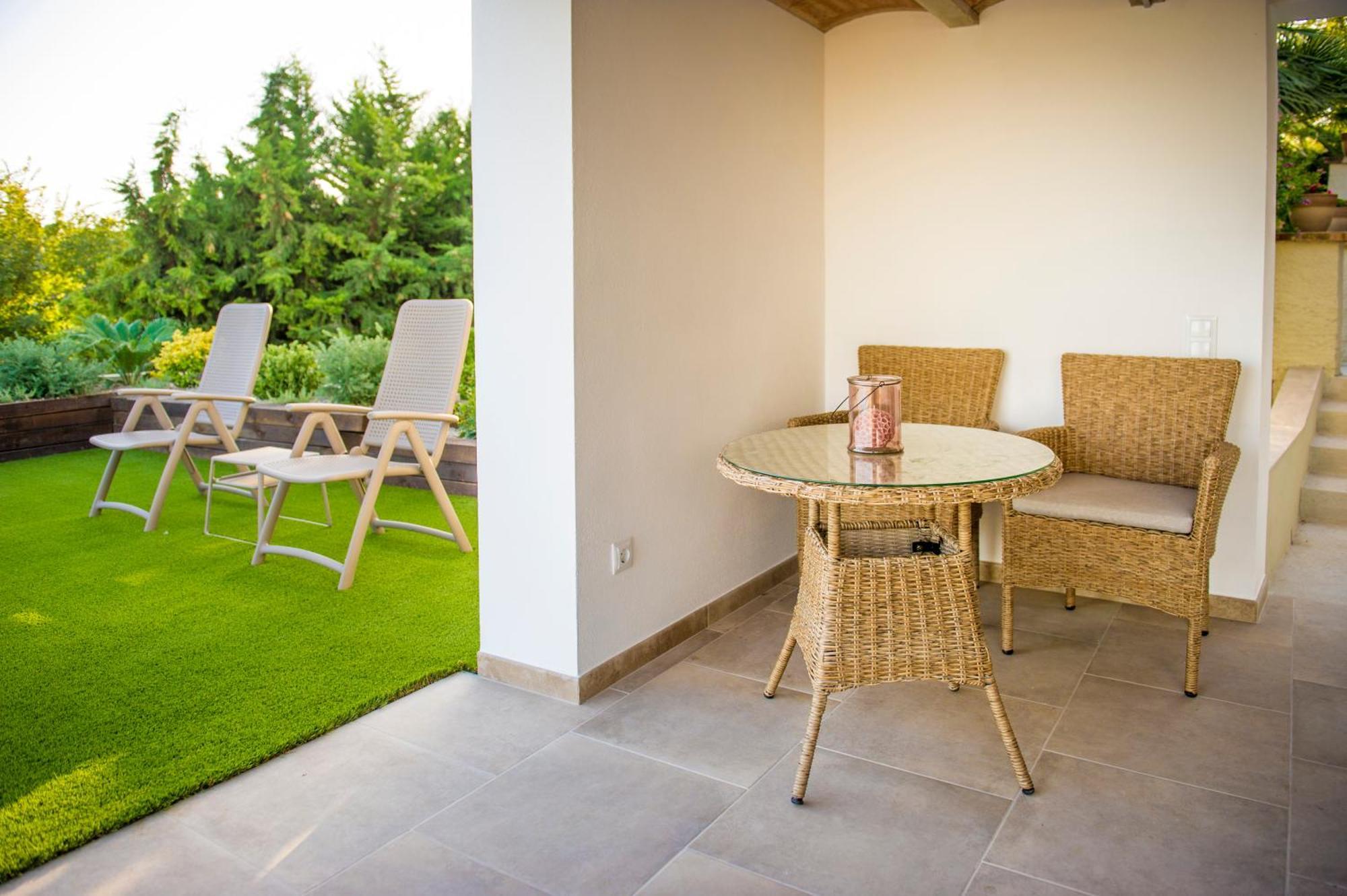 Bolet Casa Modernista Bed & Breakfast Castellvi de la Marca Bagian luar foto