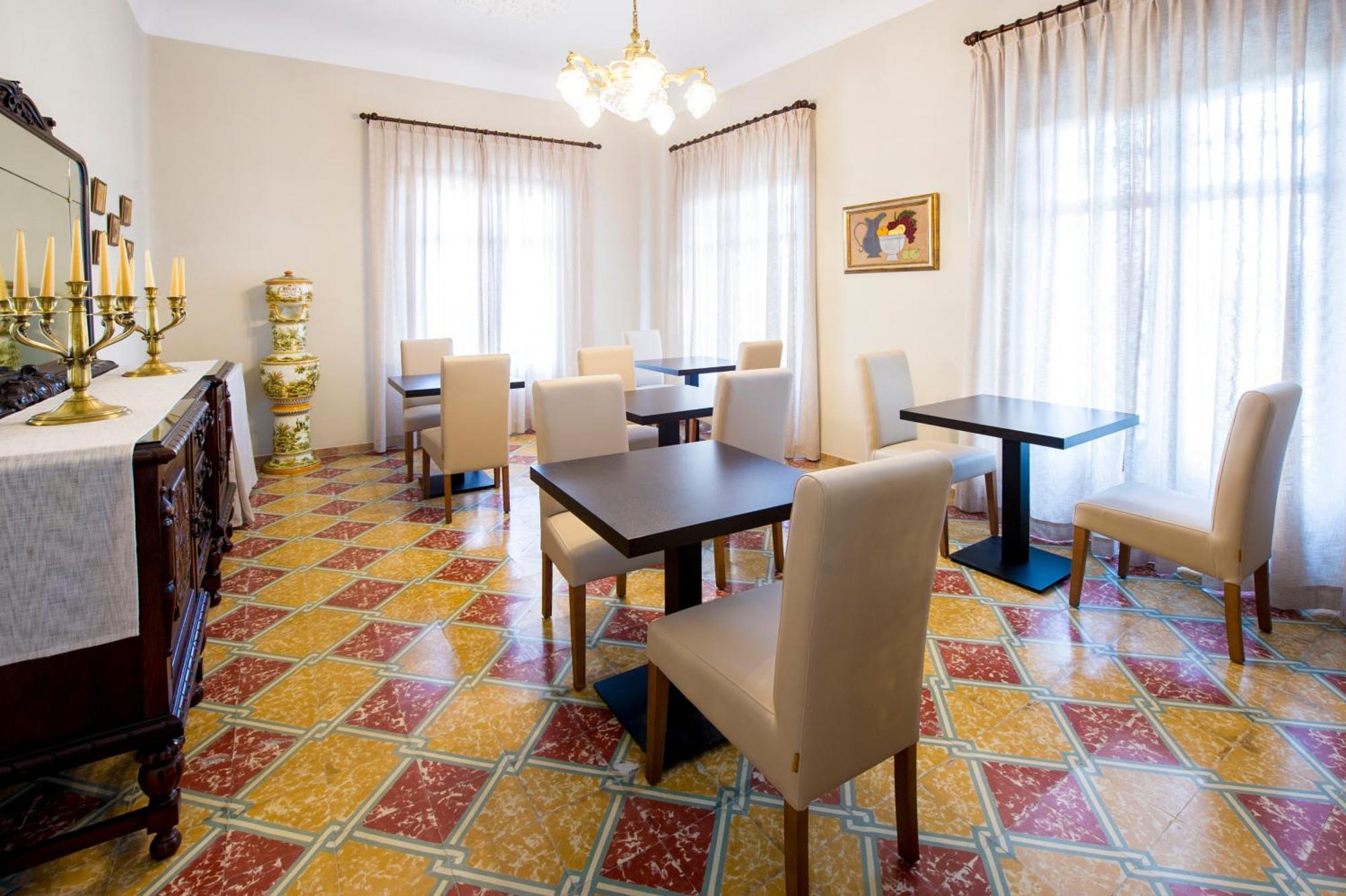 Bolet Casa Modernista Bed & Breakfast Castellvi de la Marca Bagian luar foto