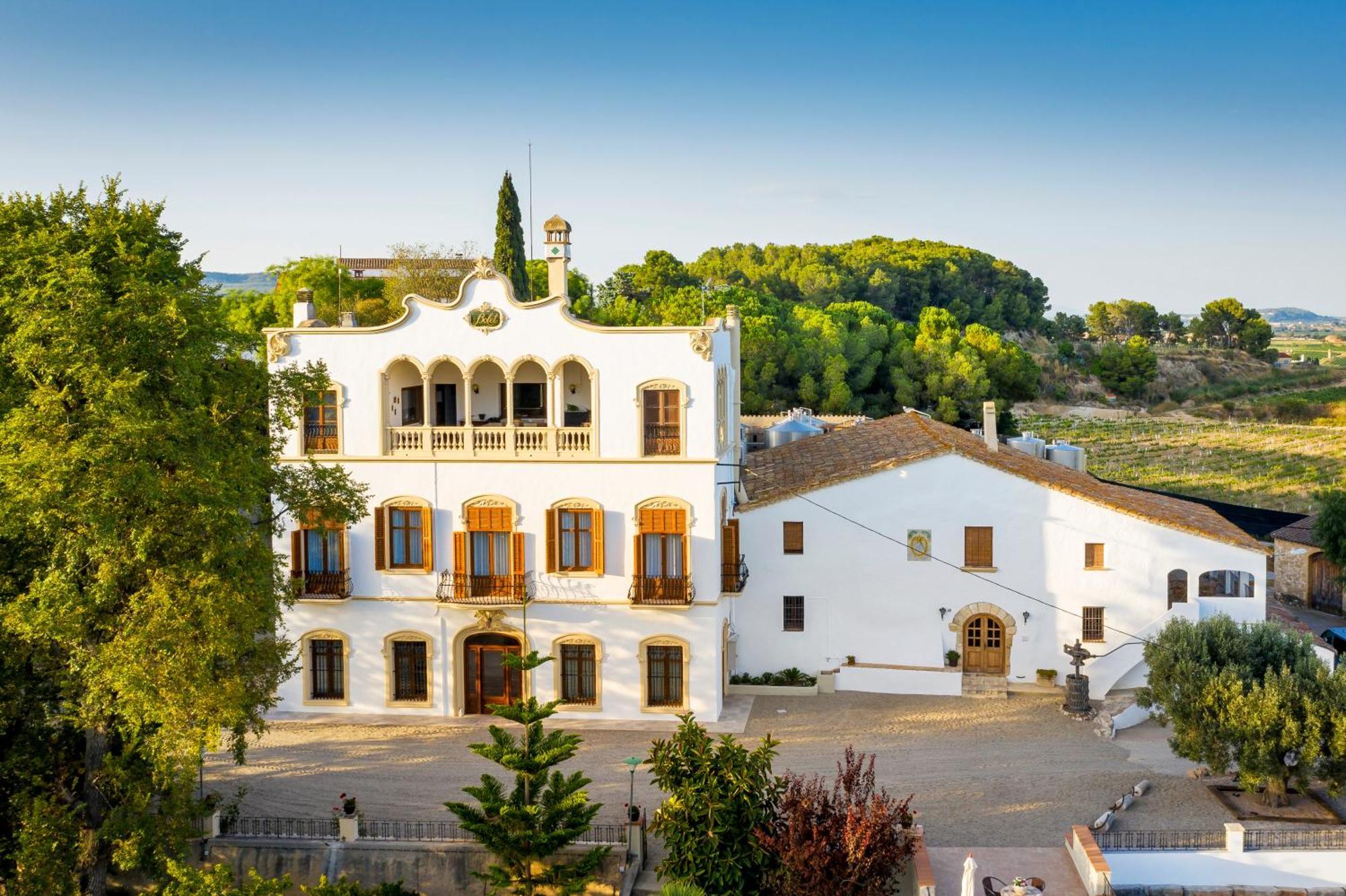 Bolet Casa Modernista Bed & Breakfast Castellvi de la Marca Bagian luar foto